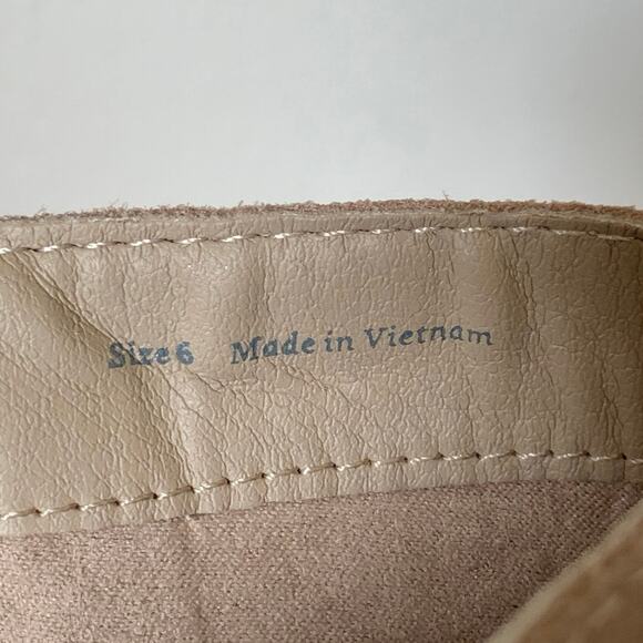 NWOB Dolce Vita Martey H2O Boots Taupe Suede Waterproof Womens 6 US Beige Chunky - Picture 4 of 15